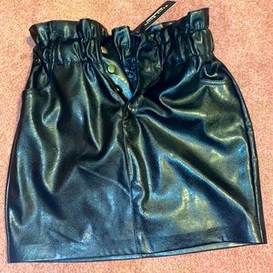 NWT high-waisted button black leather skirt